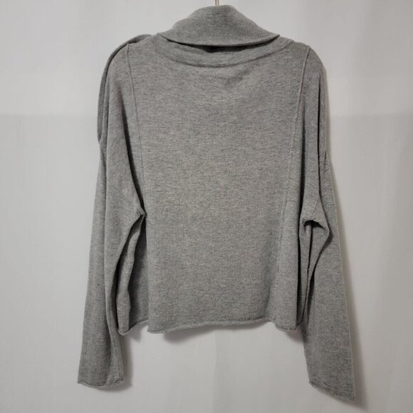 Splendid Wool Blend Cowl Neck Button Side Cozy Gray Pullover Sweater Medium - Picture 8 of 12